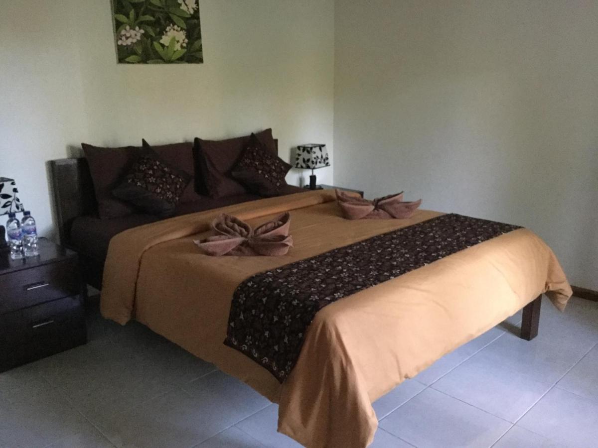 Kartika Villas Lovina Exterior foto